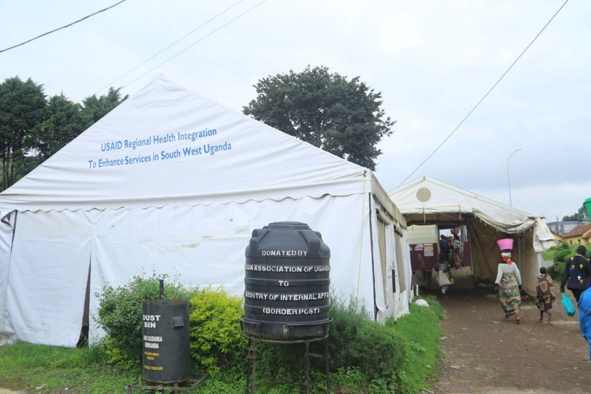 Kematian akibat Ebola di Uganda bertambah jadi 24 orang