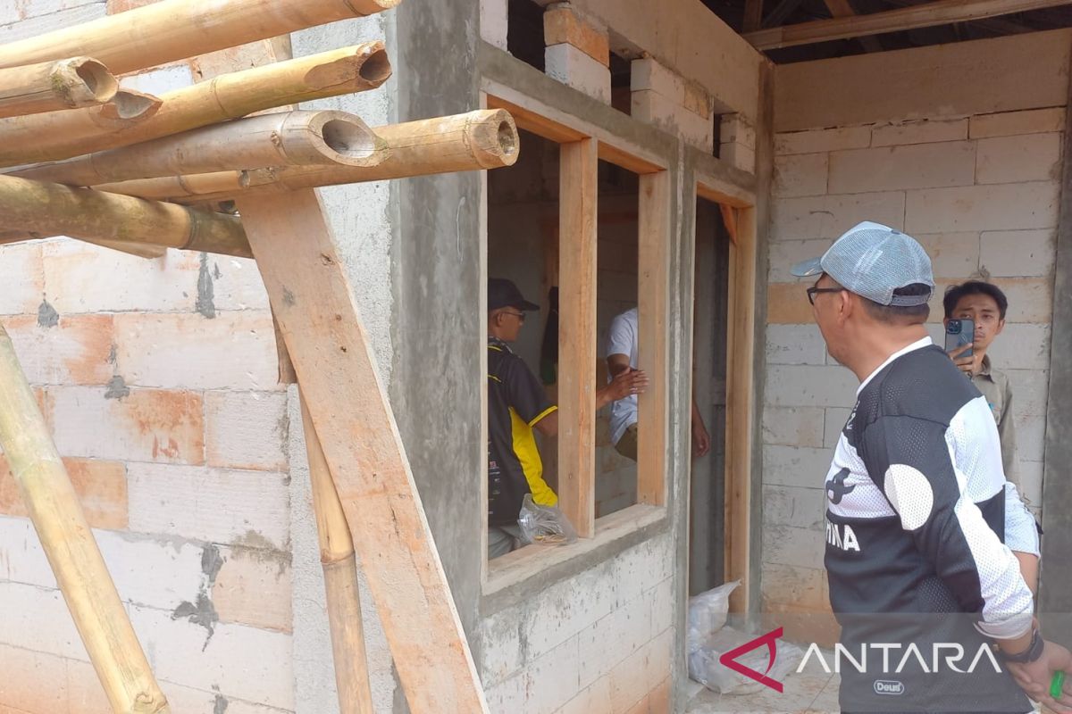 DPRD Bogor dukung pemda bangun rumah korban bencana Rp120 miliar