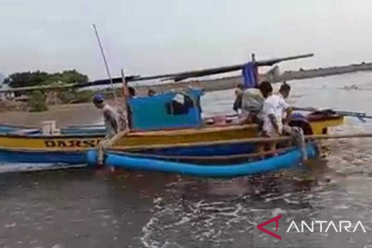 Dinas Perikanan Sukabumi bantu nelayan tingkatkan hasil tangkapan ikan laut