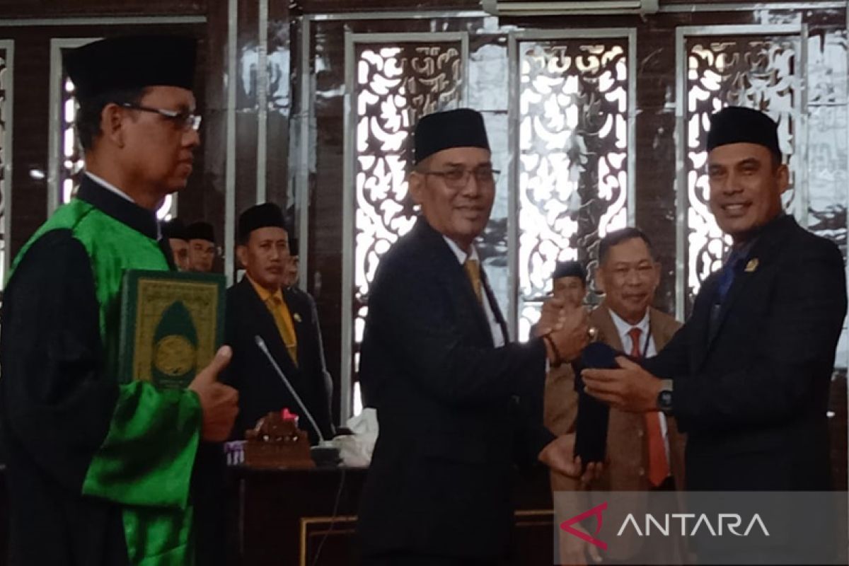 Arbani gantikan Muhardi dari Fraksi Golkar