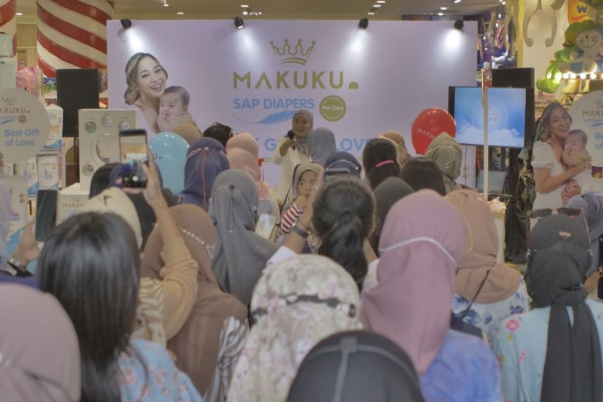 Ratusan ibu antre MAKUKU SAP Diapers Pro Care Di Yogyakarta