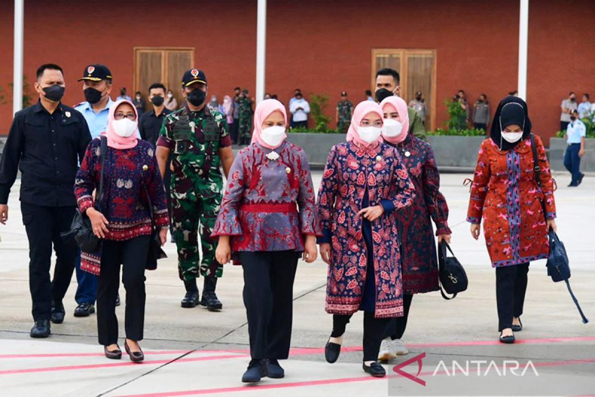 Ibu Negara mengunjungi Jambi