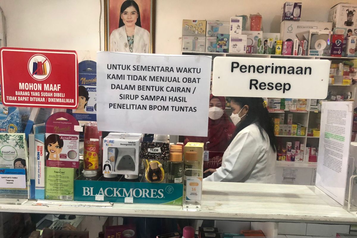 Apotek di Tangerang sudah hentikan sementara penjualan obat sirop