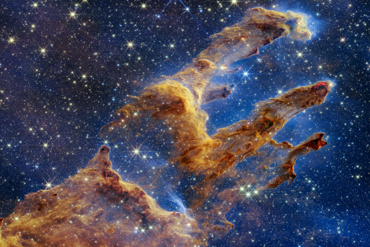 Teleskop Webb NASA abadikan potret Pillars of Creation