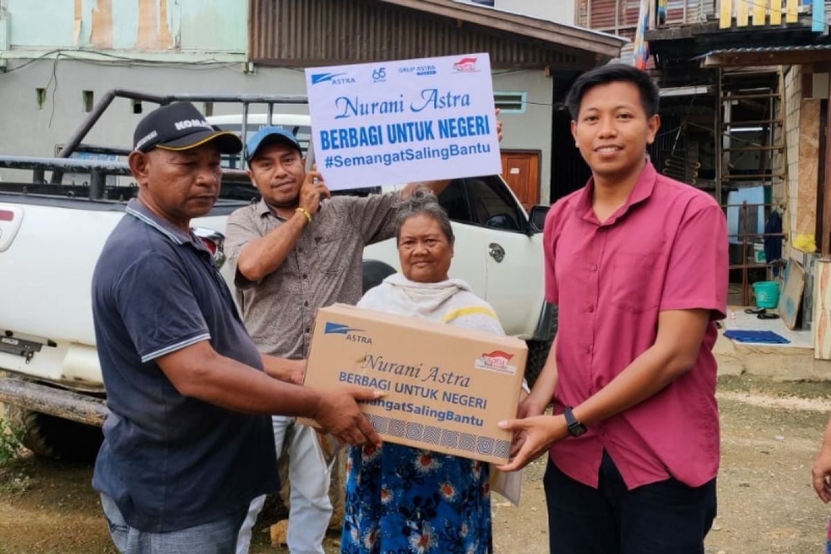 Astra Group Papua berikan bantuan 94 paket bahan pokok