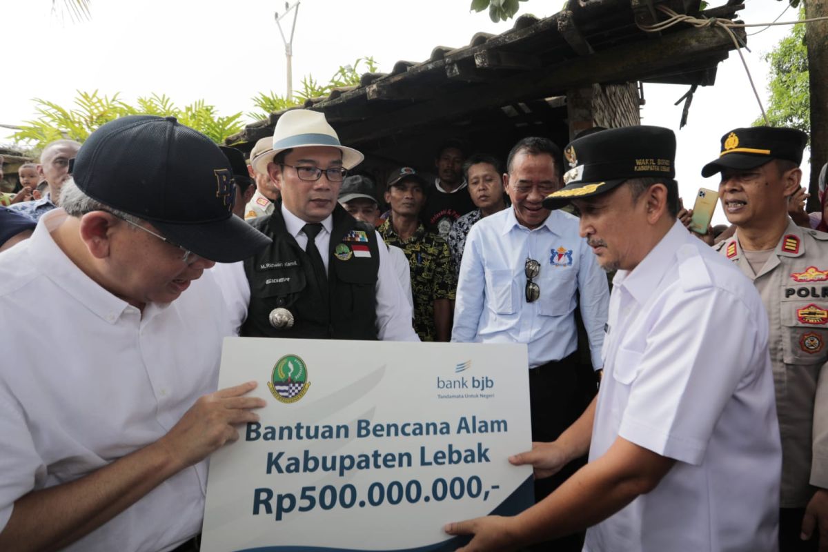 Jawa Barat salurkan bantuan Rp500 juta untuk korban banjir di Banten