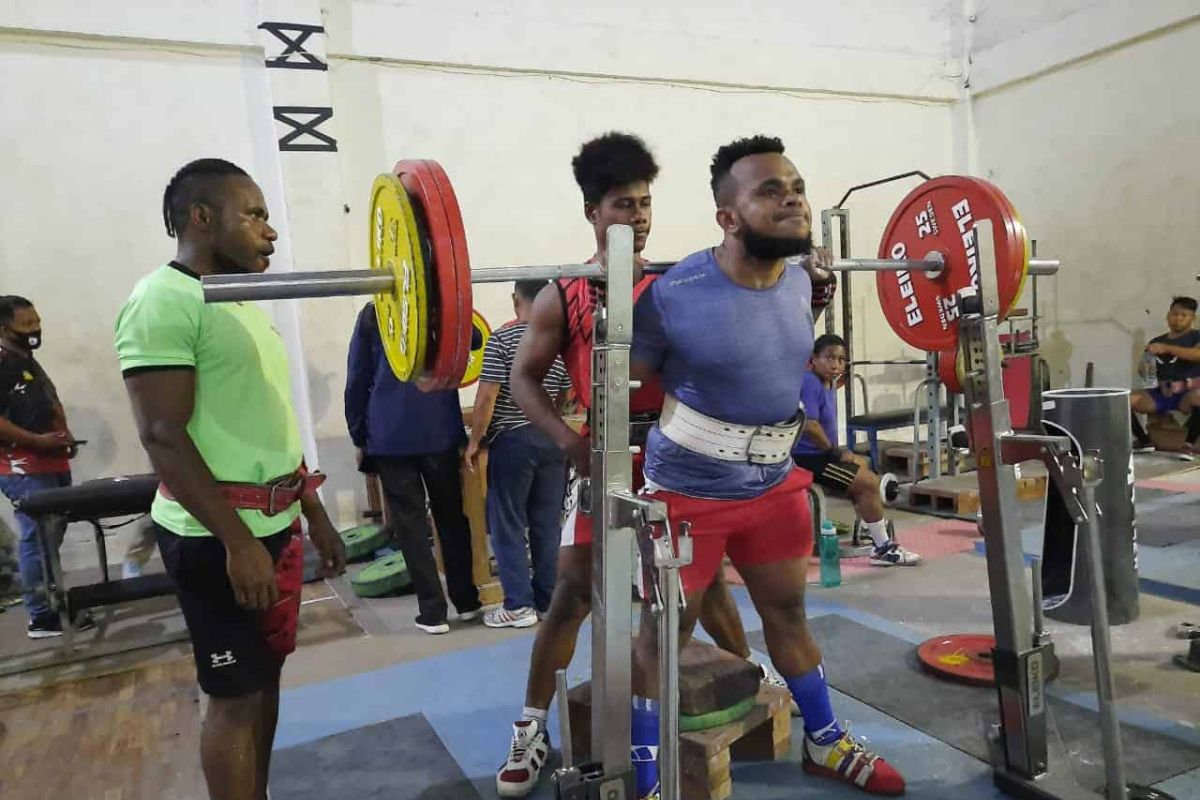 Pabersi Papua kirim delapan atlet Kejurnas Angkat Berat
