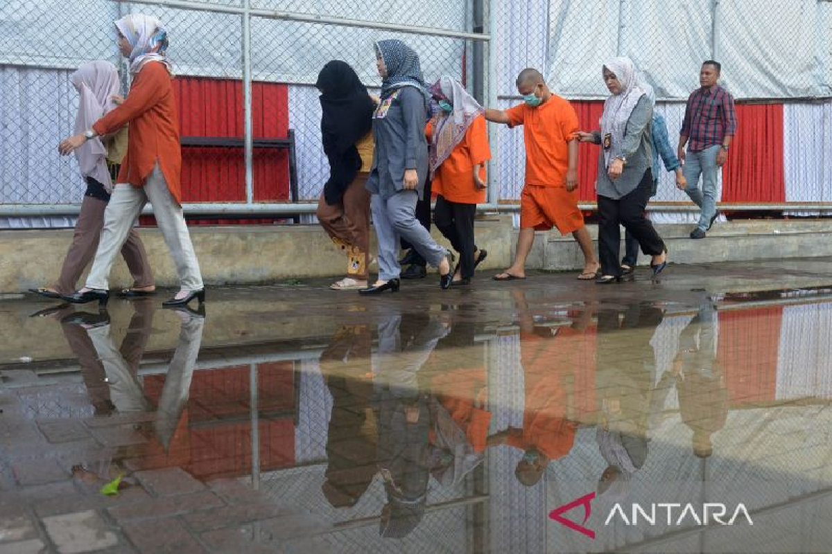 Pemerintah diminta sanksi tegas penyedia tempat prostitusi di Aceh