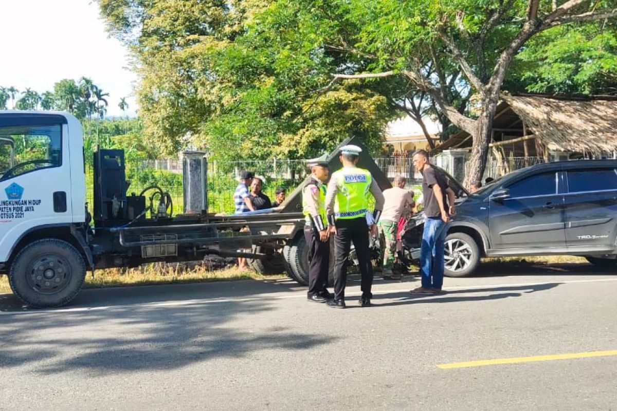 Tersangkut di mobil, pengendara sepmor tewas di Pijay