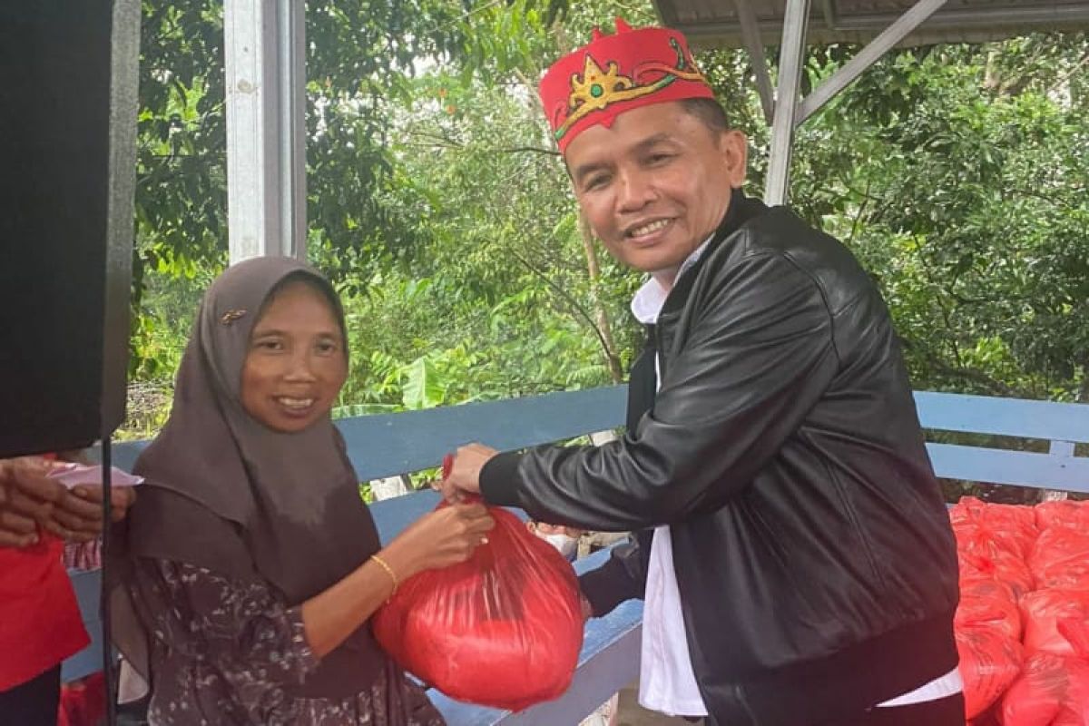 Agustiar Sabran dirikan dapur umum untuk korban banjir di Kalteng