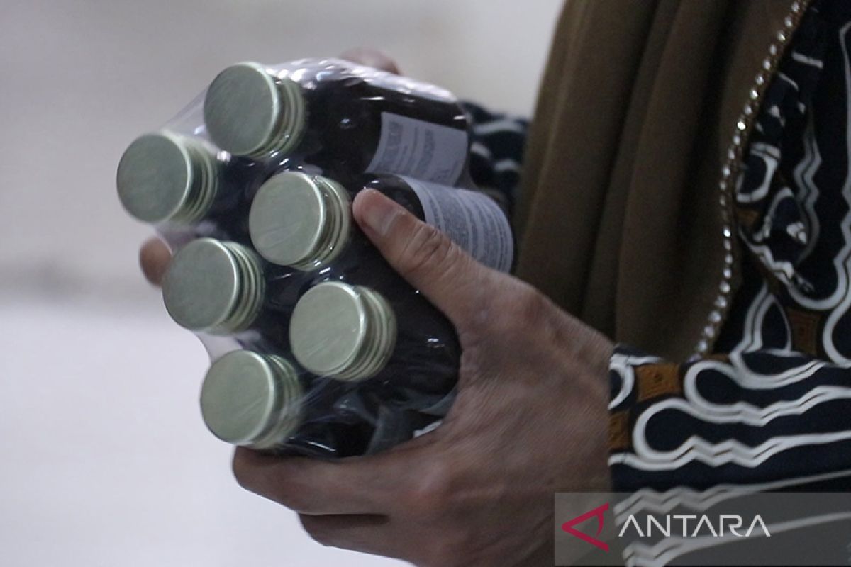 Dinkes Banda Aceh menyetop sementara distribusi obat sirop