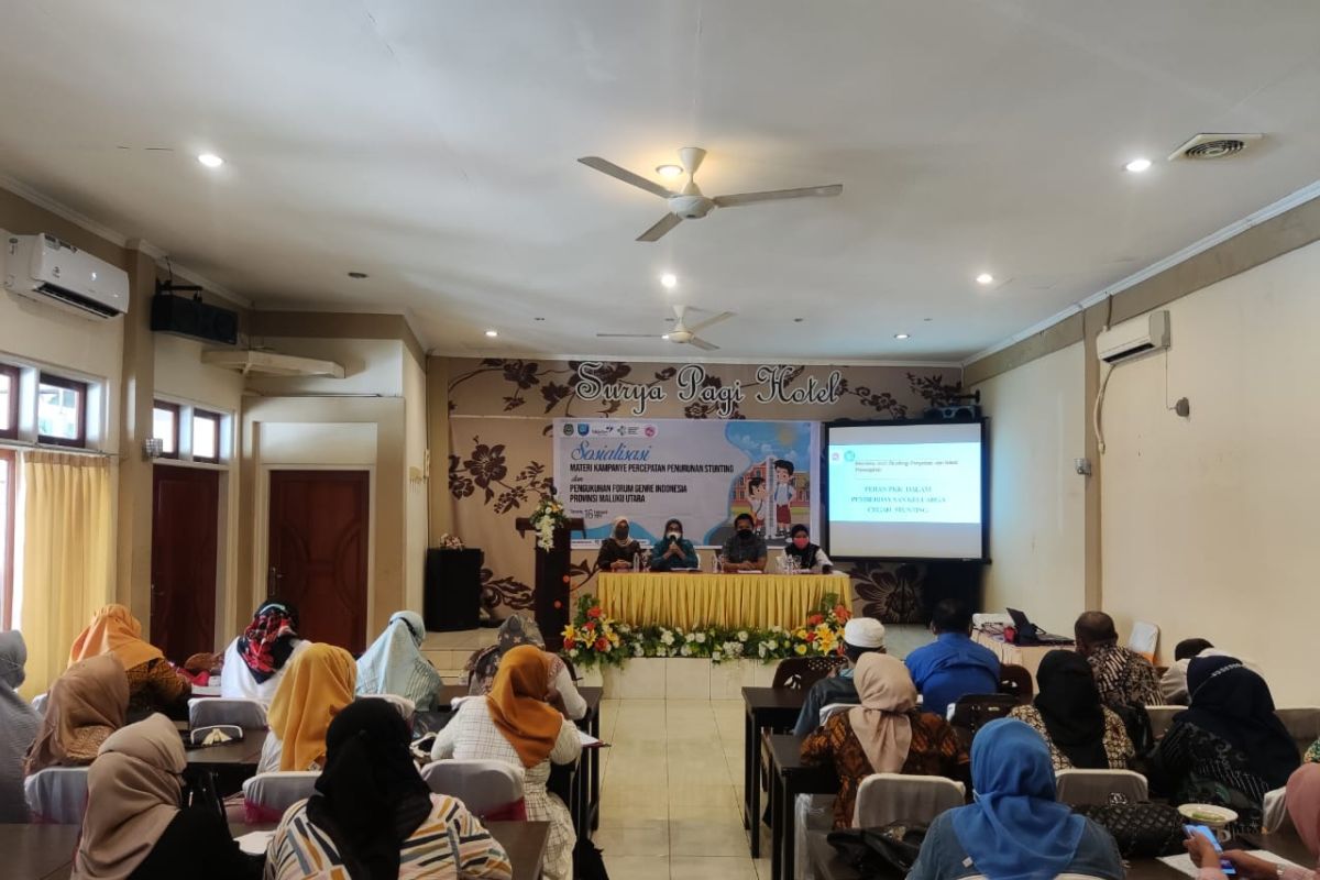 BKKBN edukasi penurunan stunting ke keluarga pesisir Halmahera Barat