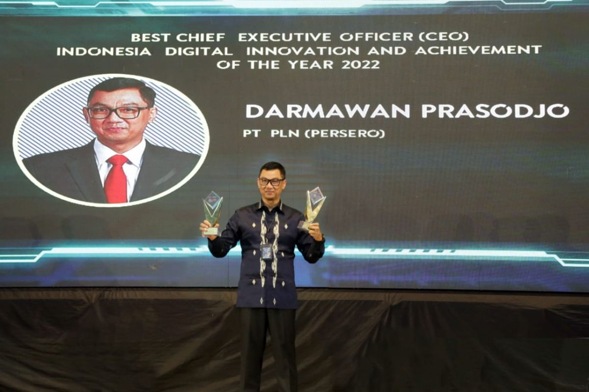 PLN sabet lima penghargaan Indonesia Digital Innovation and Achievement Award 2022
