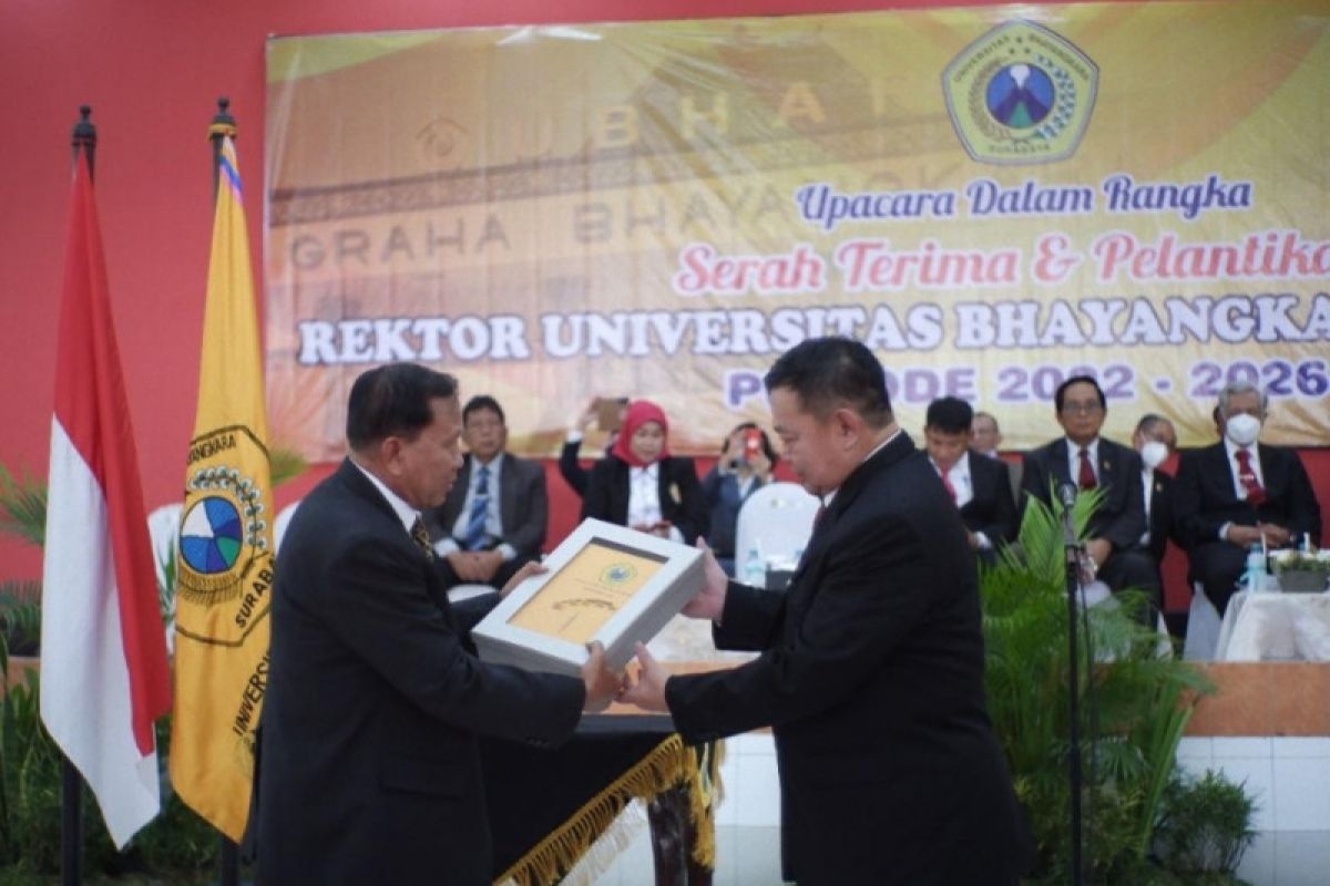 Mantan Kapolda Jatim dilantik jadi rektor Ubhara Surabaya