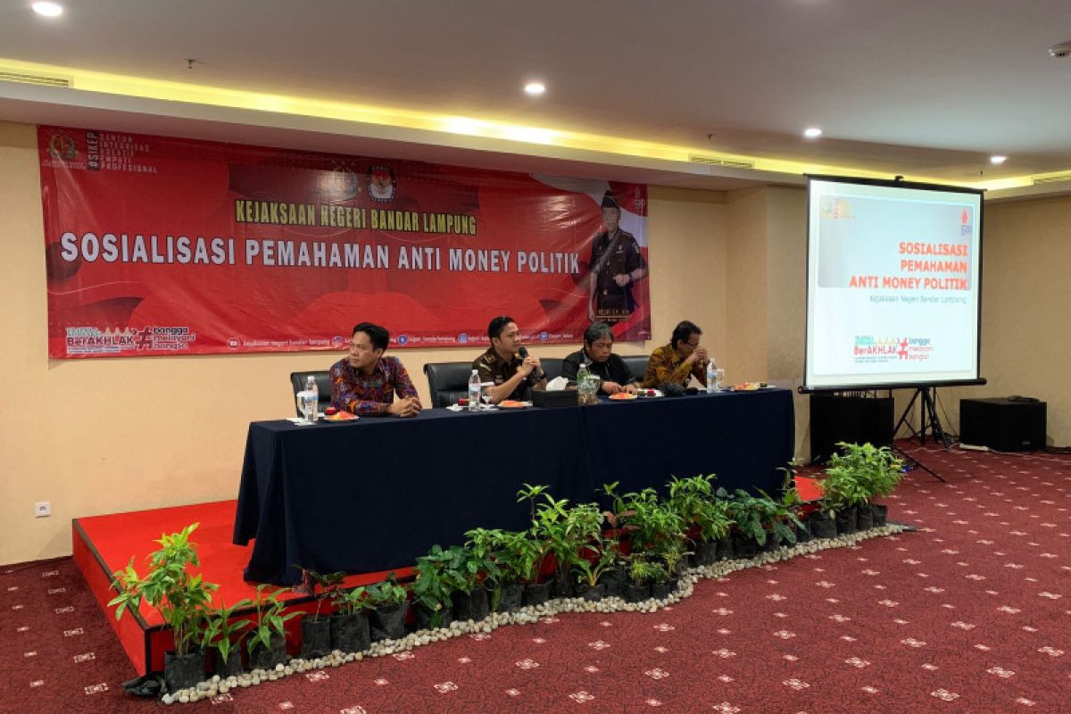 Kejari-KPU Bandarlampung gelar sosialisasi tolak politik uang