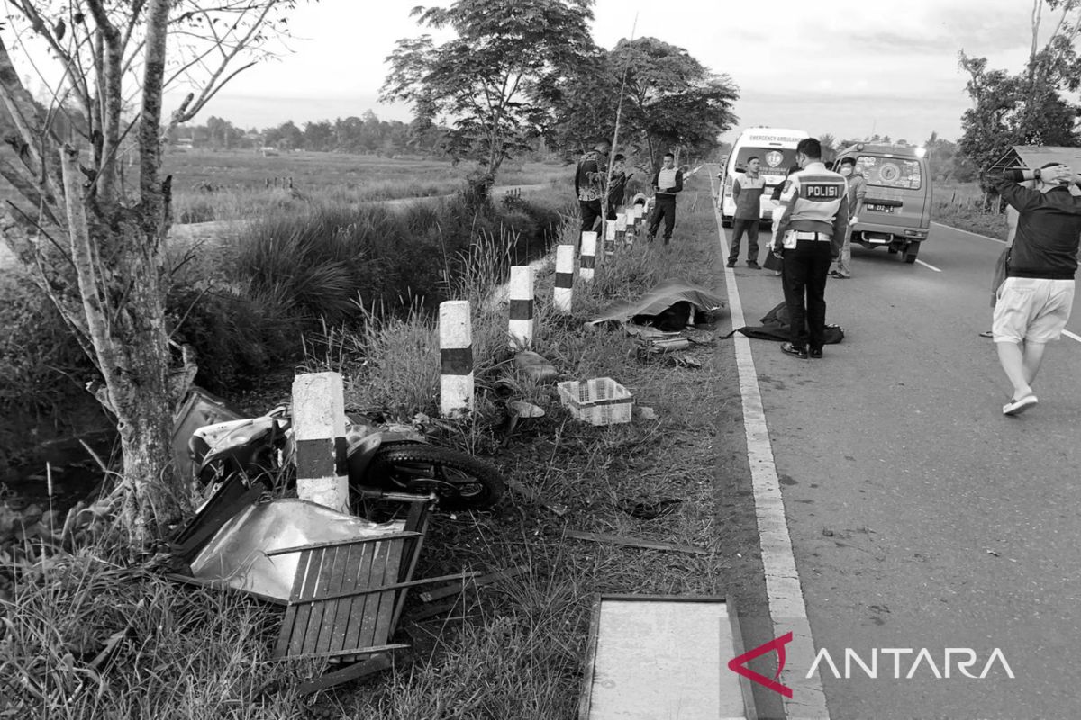 Satu meninggal dalam tabrakan mobil dinas BPBD dan motor