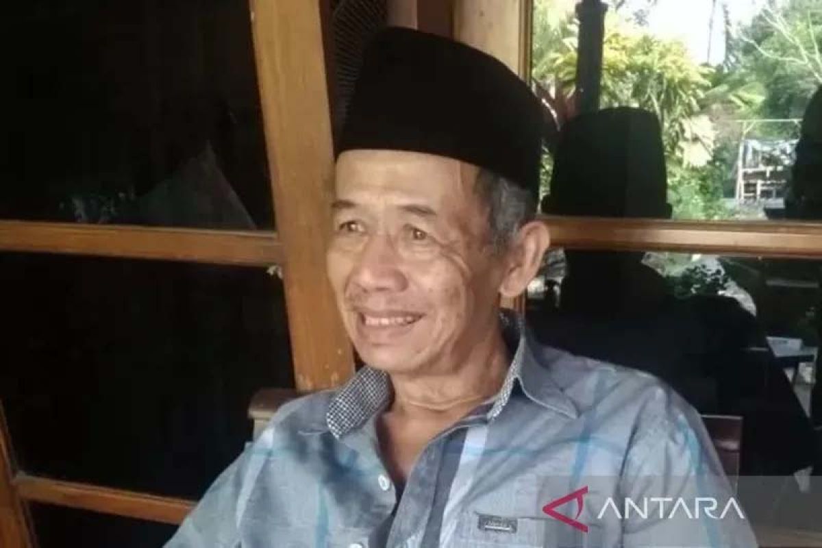 Budayawan: Baju adat untuk seragam sekolah perkuat ciri kedaerahan