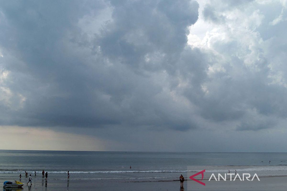 BBMKG keluarkan peringatan dini cuaca buruk di seluruh Pulau Bali