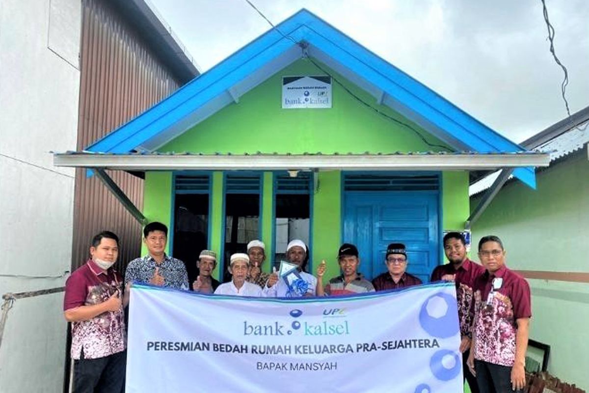 UPZ Bank Kalsel meluncurkan program  bedah rumah bagi kaum Dhuafa