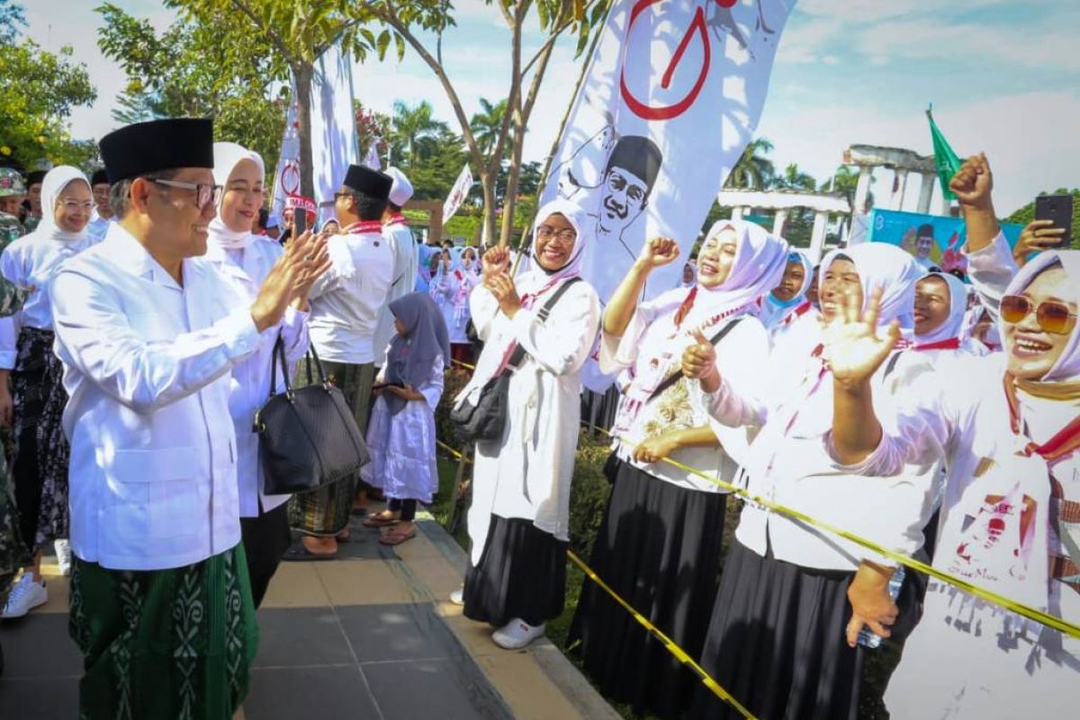 Pasukan Santri Indonesia ikrar setia berjuang wujudkan negara makmur