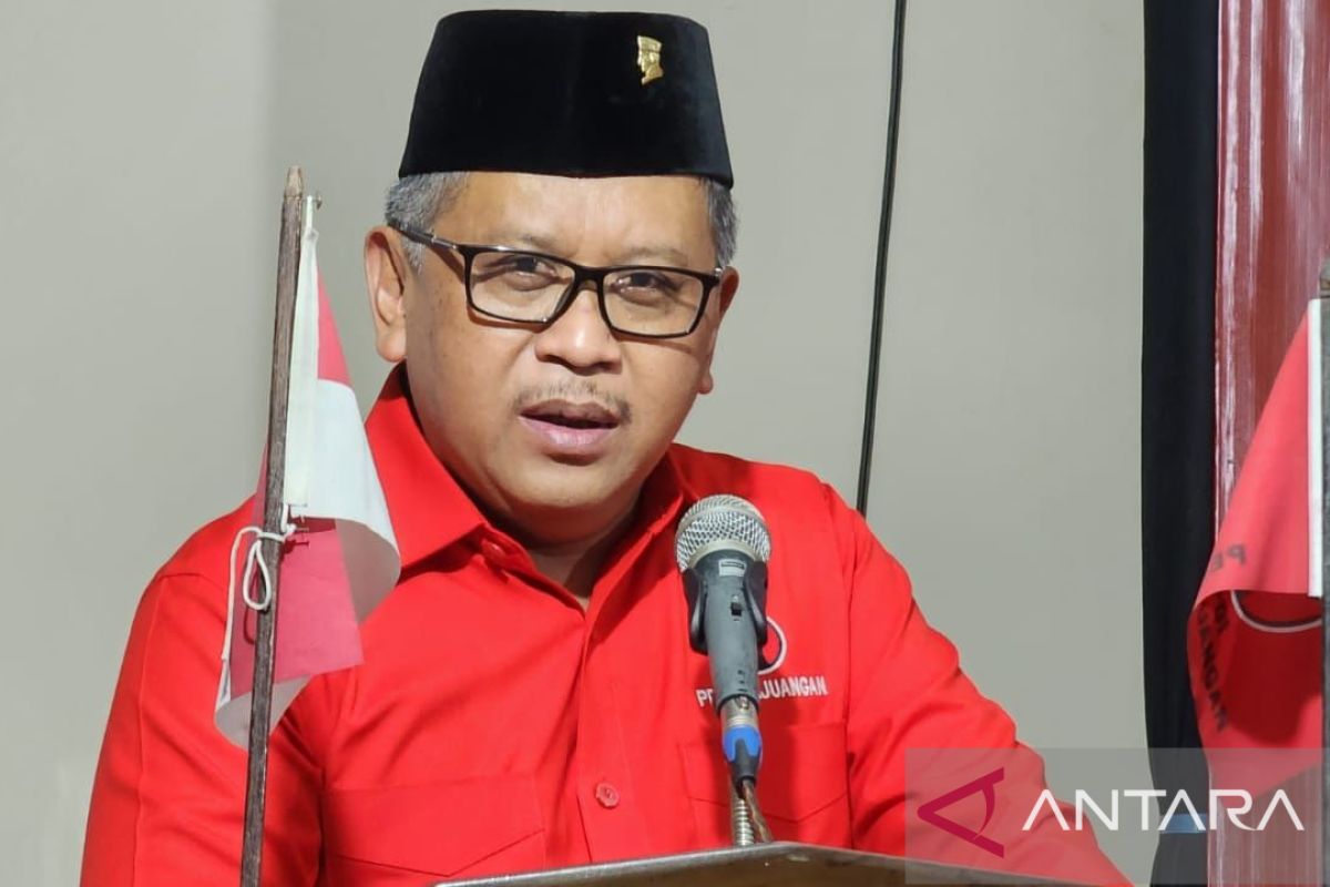Hasto Kristiyanto: PDIP akan panggil Ganjar Pranowo