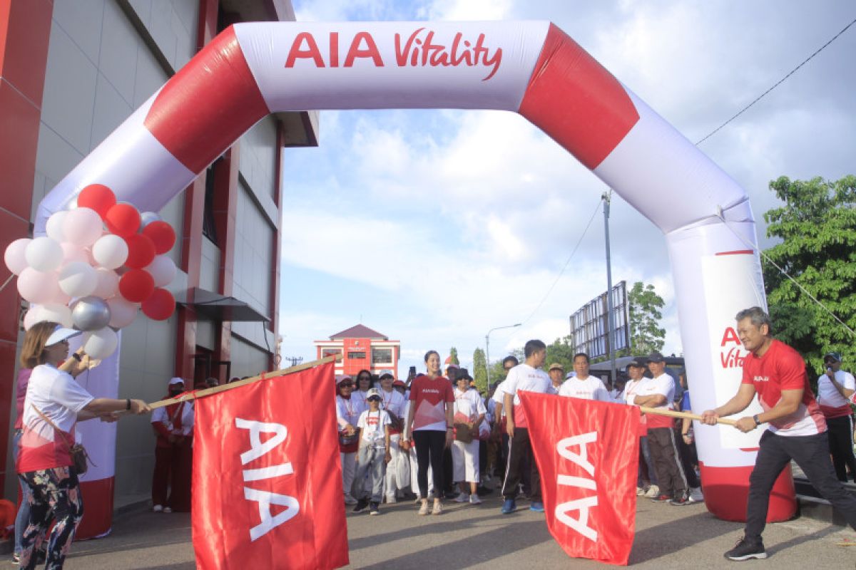 AIA Financial ajak masyarakat NTT hidup sehat melalui "Fun Walk with AIA Vitality"