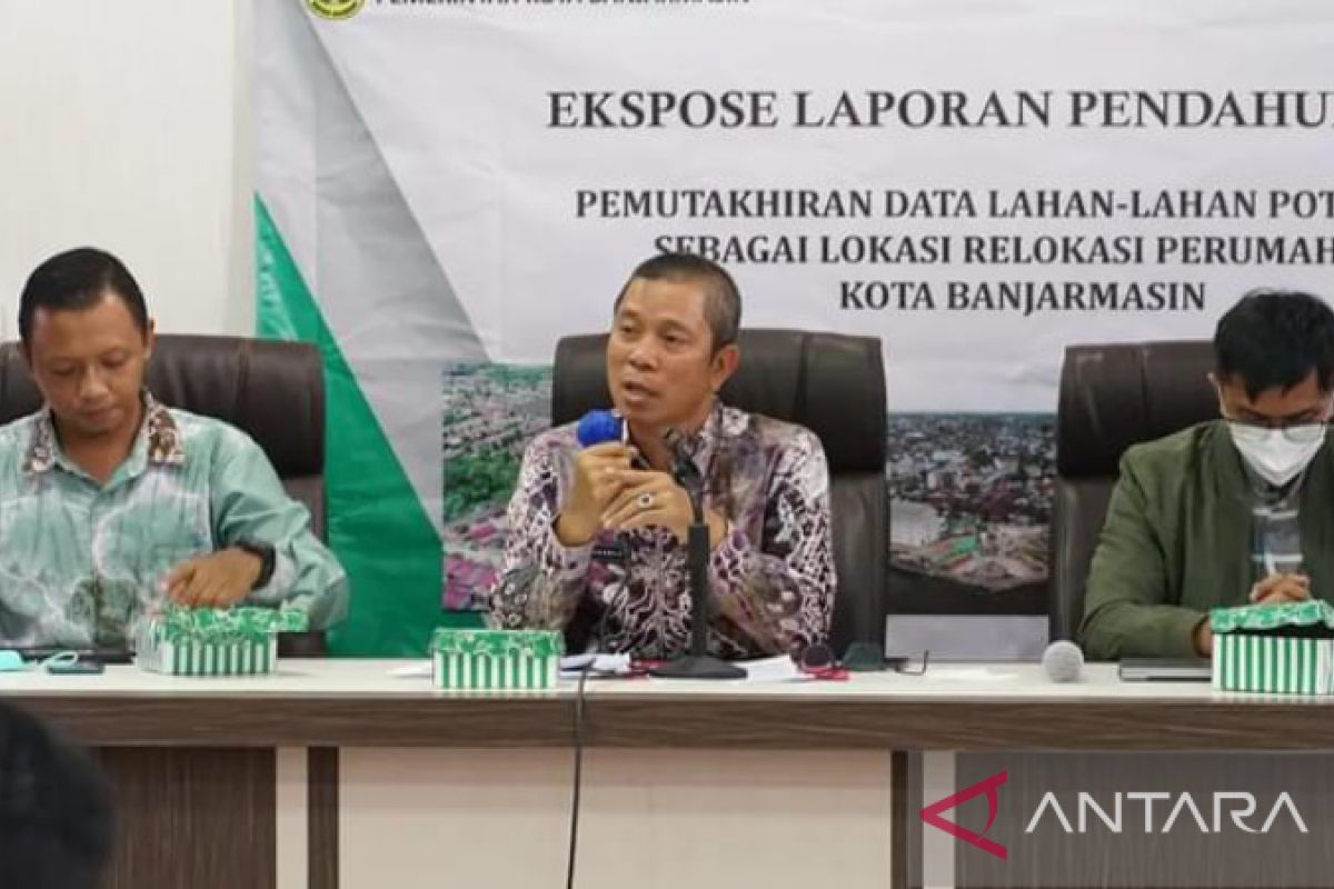 Banjarmasin rancang basis data lahan potensial relokasi perumahan