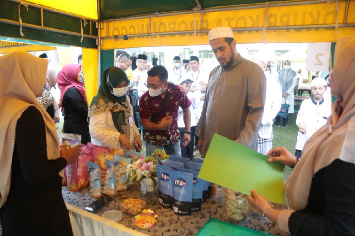 Pemkot Probolinggo hadirkan produk UMKM di Festival Halal peringati HSN 2022