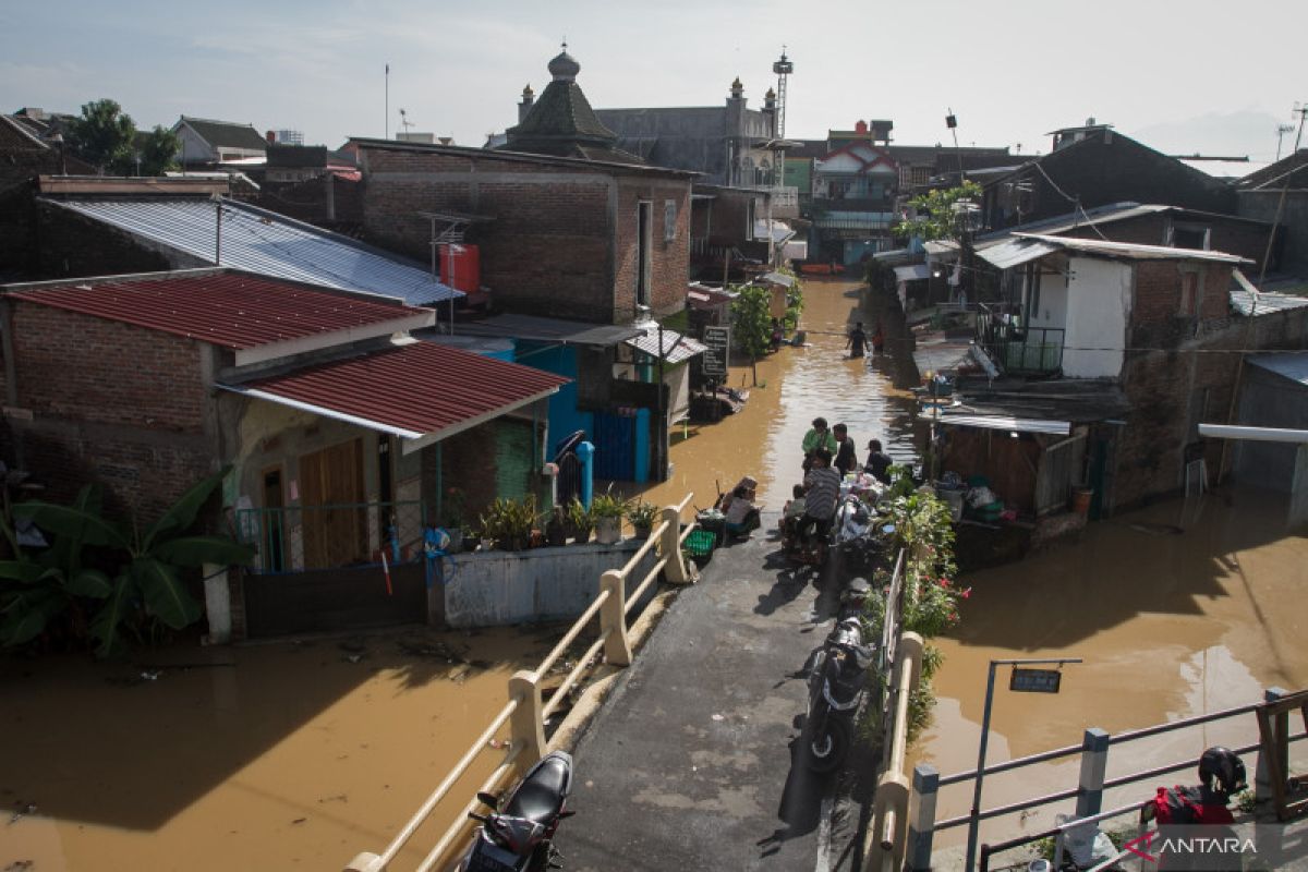 Banjir Luapan Sungai Bengawan Solo Antara News 2258