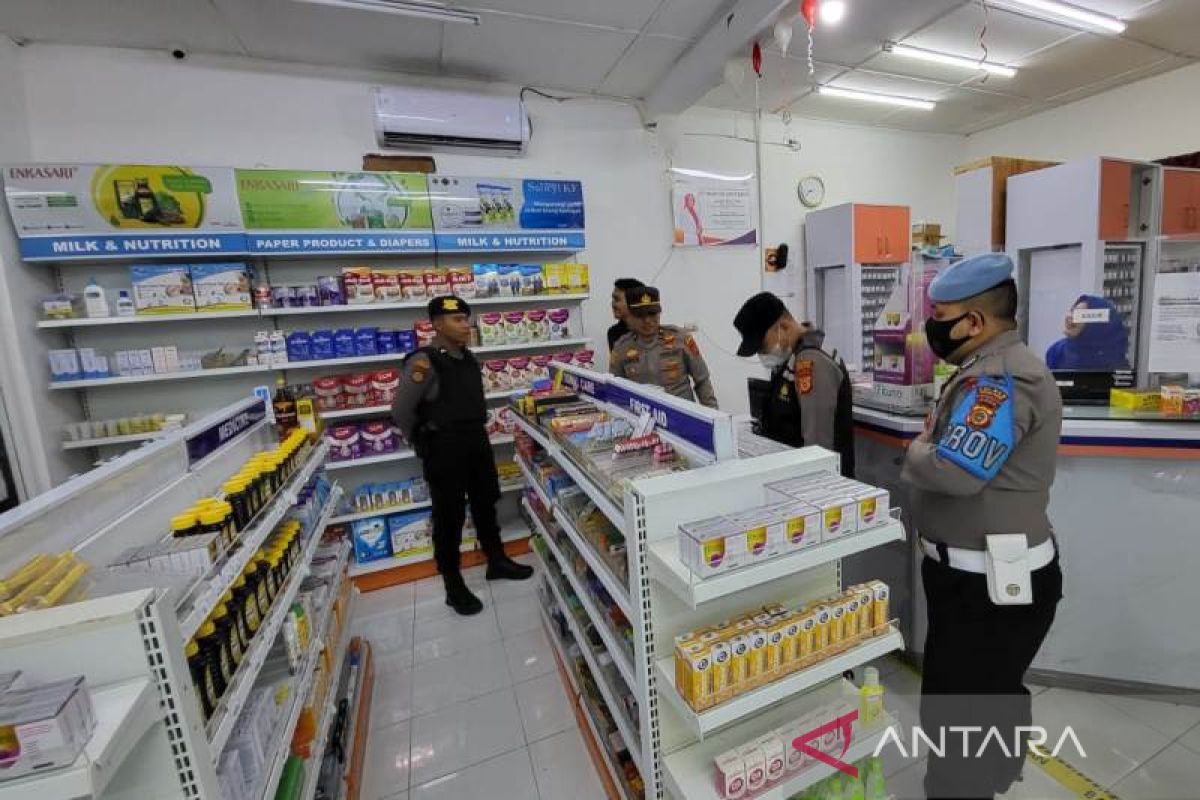Polres Nagan Raya datangi apotek cegah penjualan obat sirop
