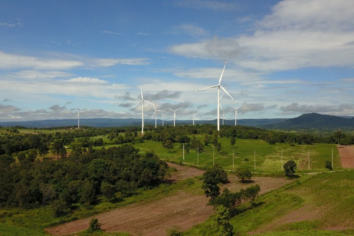 Turbin angin buatan China jadi pendorong transformasi hijau Thailand