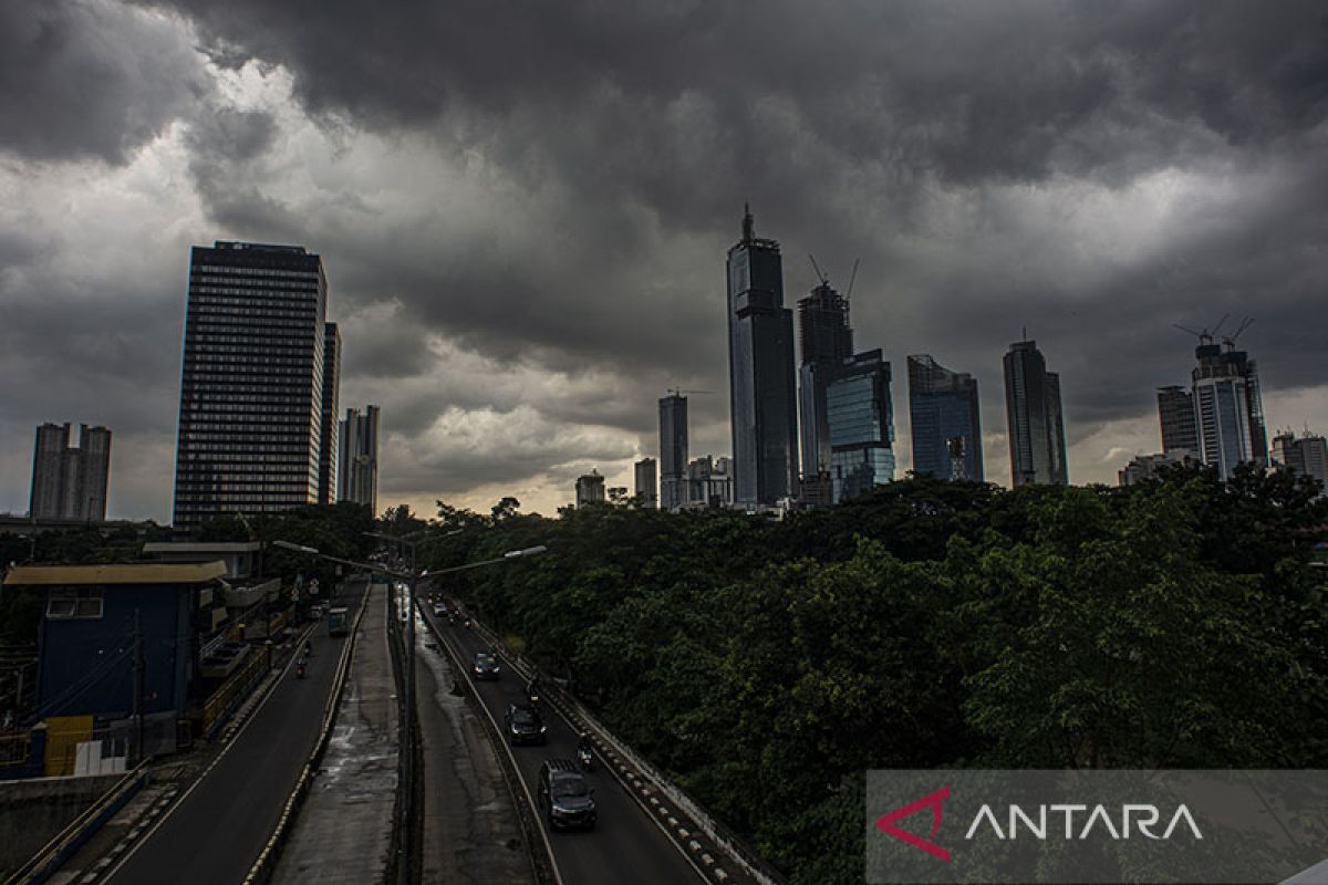 Sebagian besar wilayah Indonesia diprediksi cerah berawan hari ini