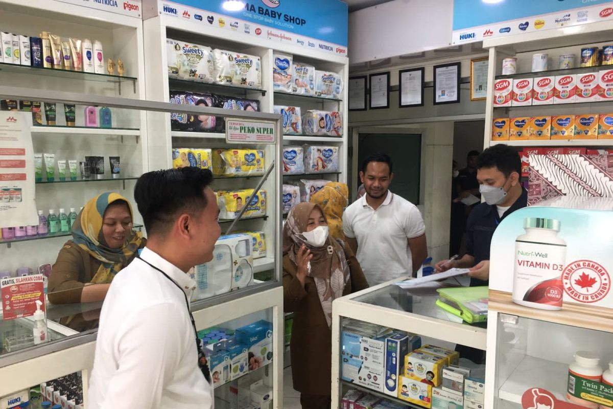 Satreskrim Polresta Serang cek apotek larang jual obat sirup