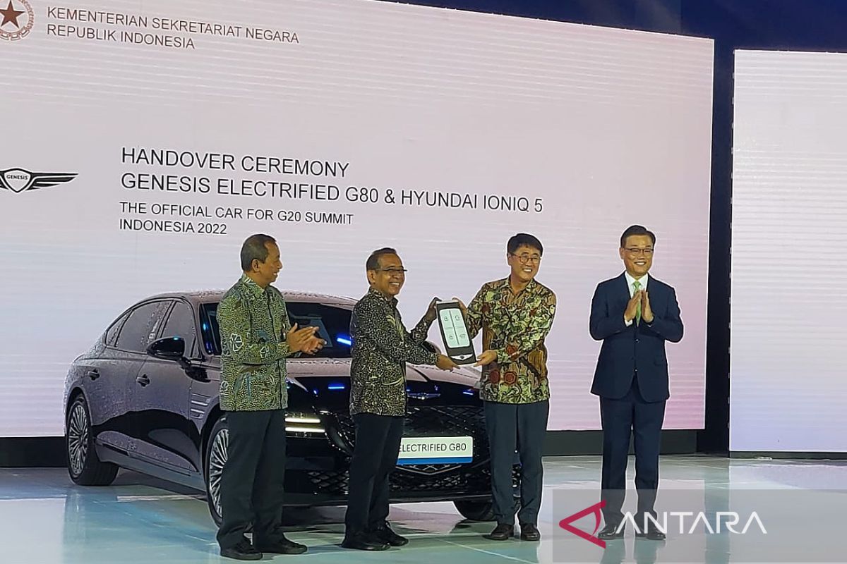 Hyundai serahkan 393 unit Ioniq 5 dan Genesis G80 untuk KTT G20