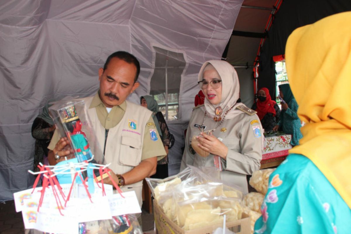 TP PKK Jaksel gelar bazar pamerkan karya unggulan ibu rumah tangga