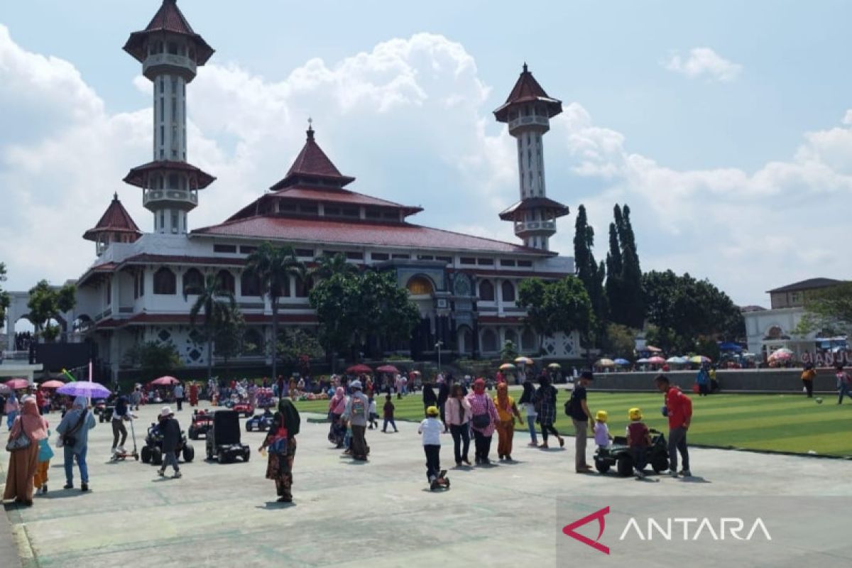 Disbupar Cianjur: Angka kunjungan wisatawan 1,6 juta hingga Oktober