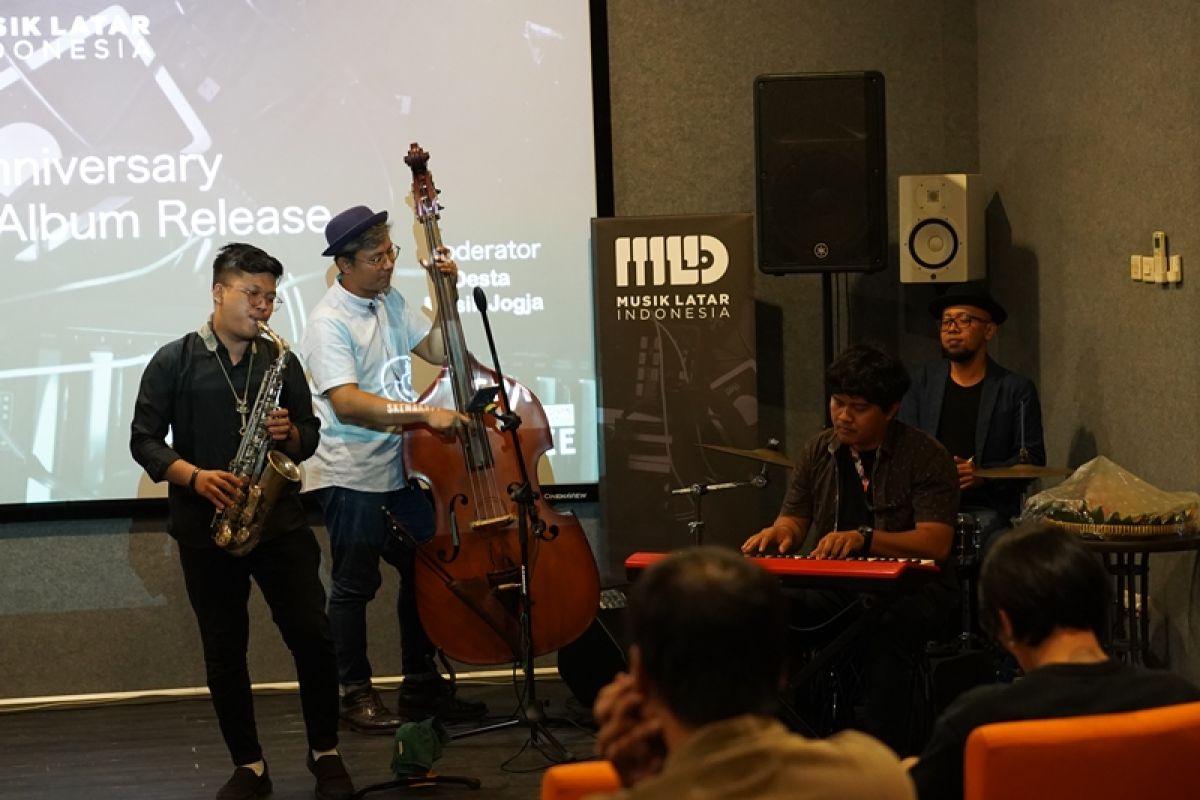 Rayakan ulang tahun pertama, Musik Latar Indonesia rilis album "Memory Lane"