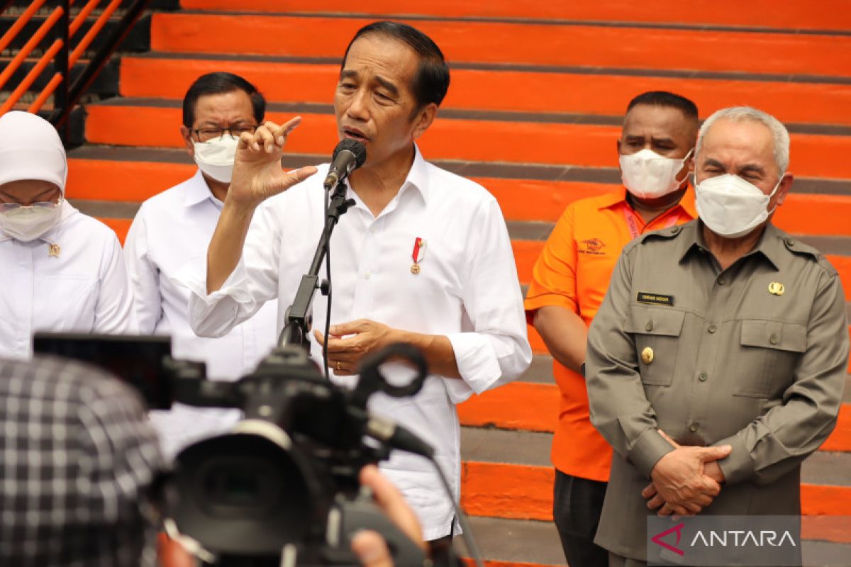 Jokowi minta parpol jaga suasana tenang dan kekeluargaan jelang 2024
