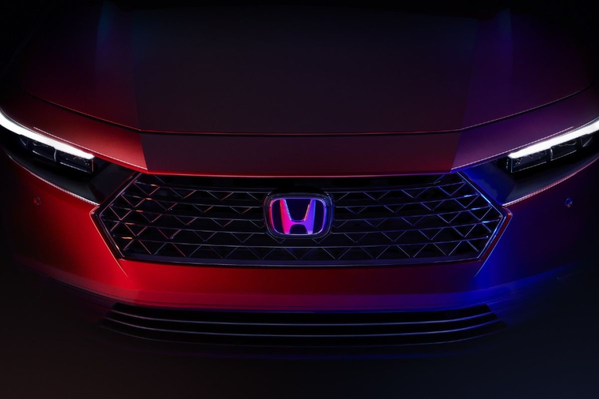 Honda rilis "teaser" untuk Accord 2023