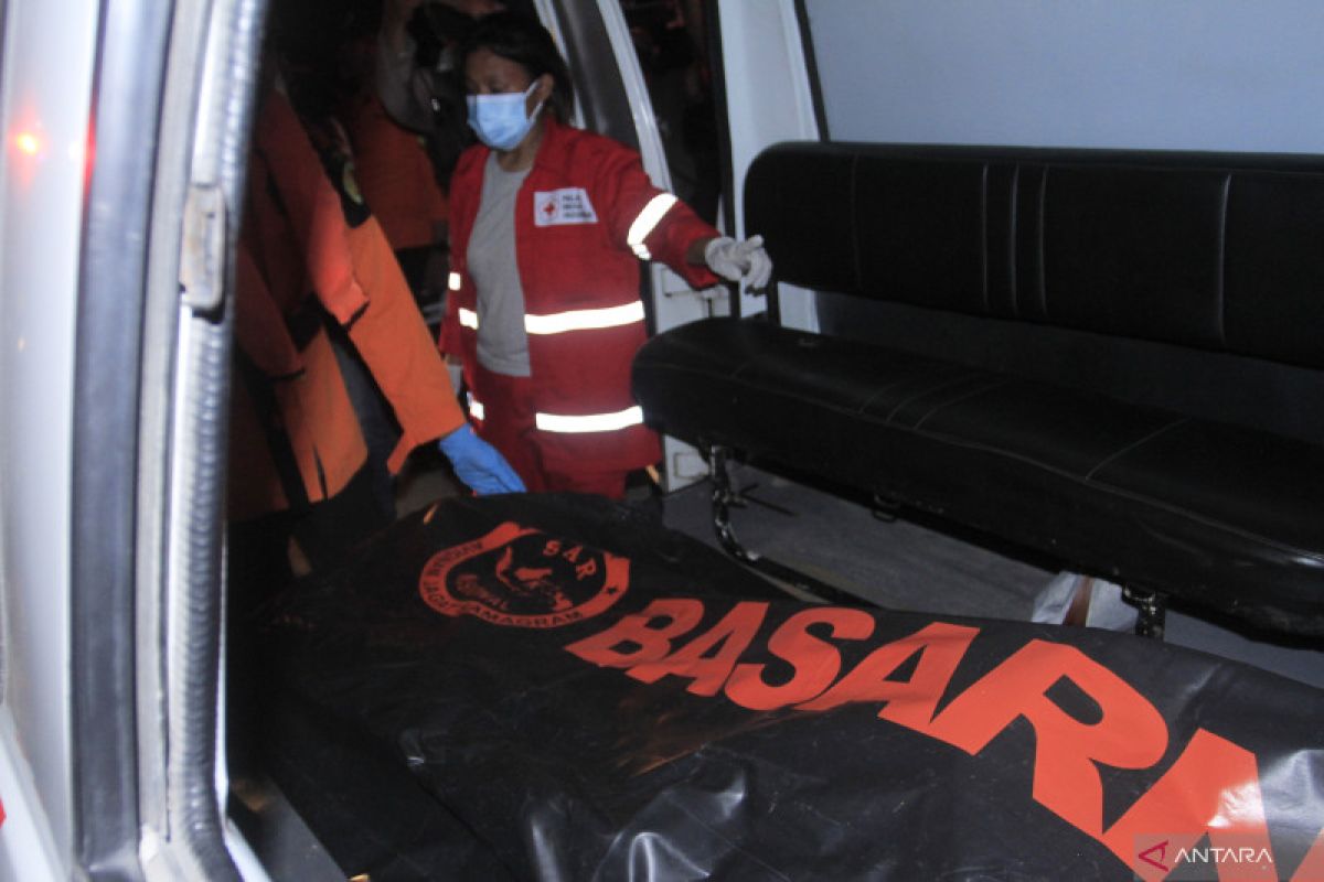 SAR laporkan sepuluh korban KM Cantika Ekspress 77 belum ditemukan