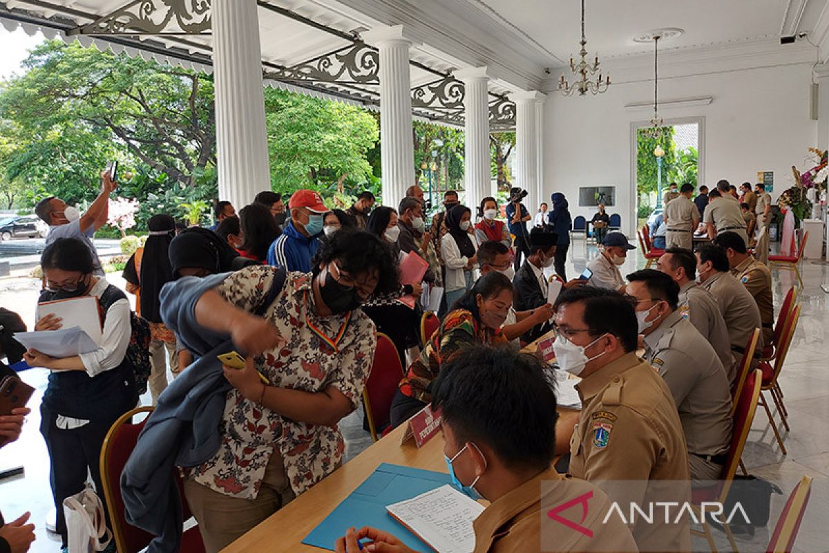 Legislator nilai posko pengaduan Balai Kota perlu diperpanjang