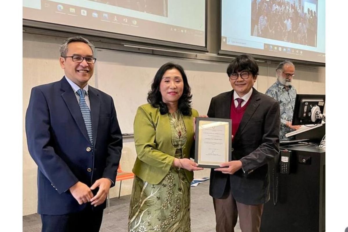 KBRI Canberra beri penghargaan kepada akademisi UNSW