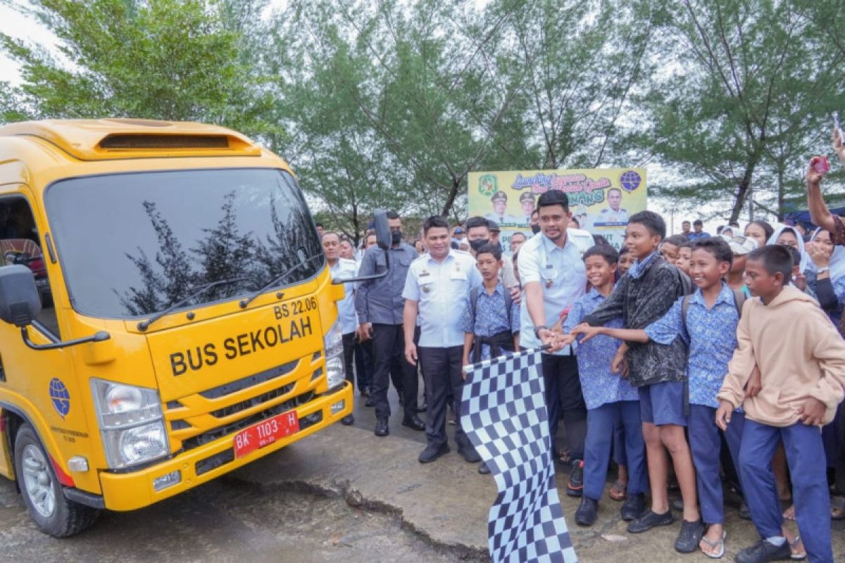 Bobby Nasution sediakan bus sekolah gratis bagi warga Sicanang