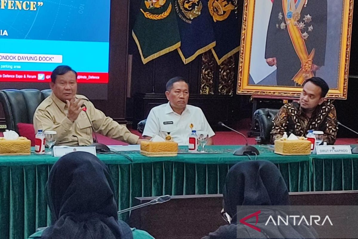 Prabowo: Indonesia harus waspadai krisis global 2023