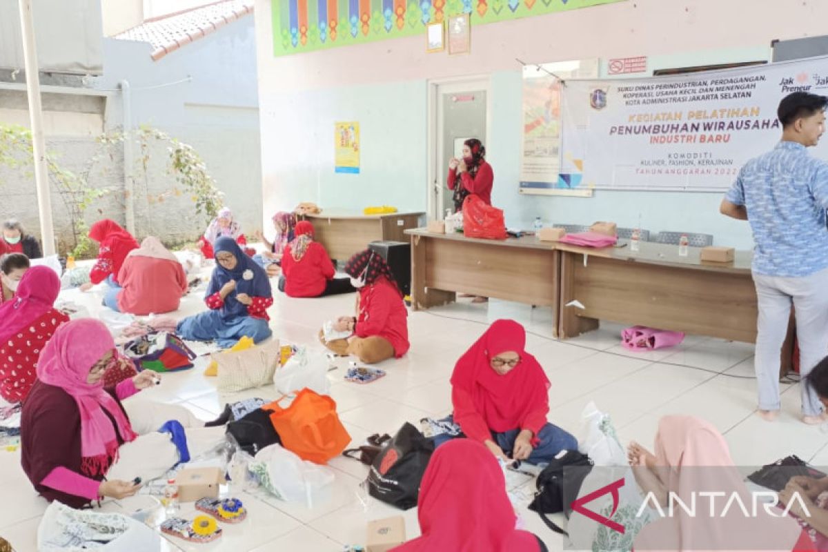 Jakarta Selatan adakan pelatihan wirausaha bagi UMKM Pasar Minggu