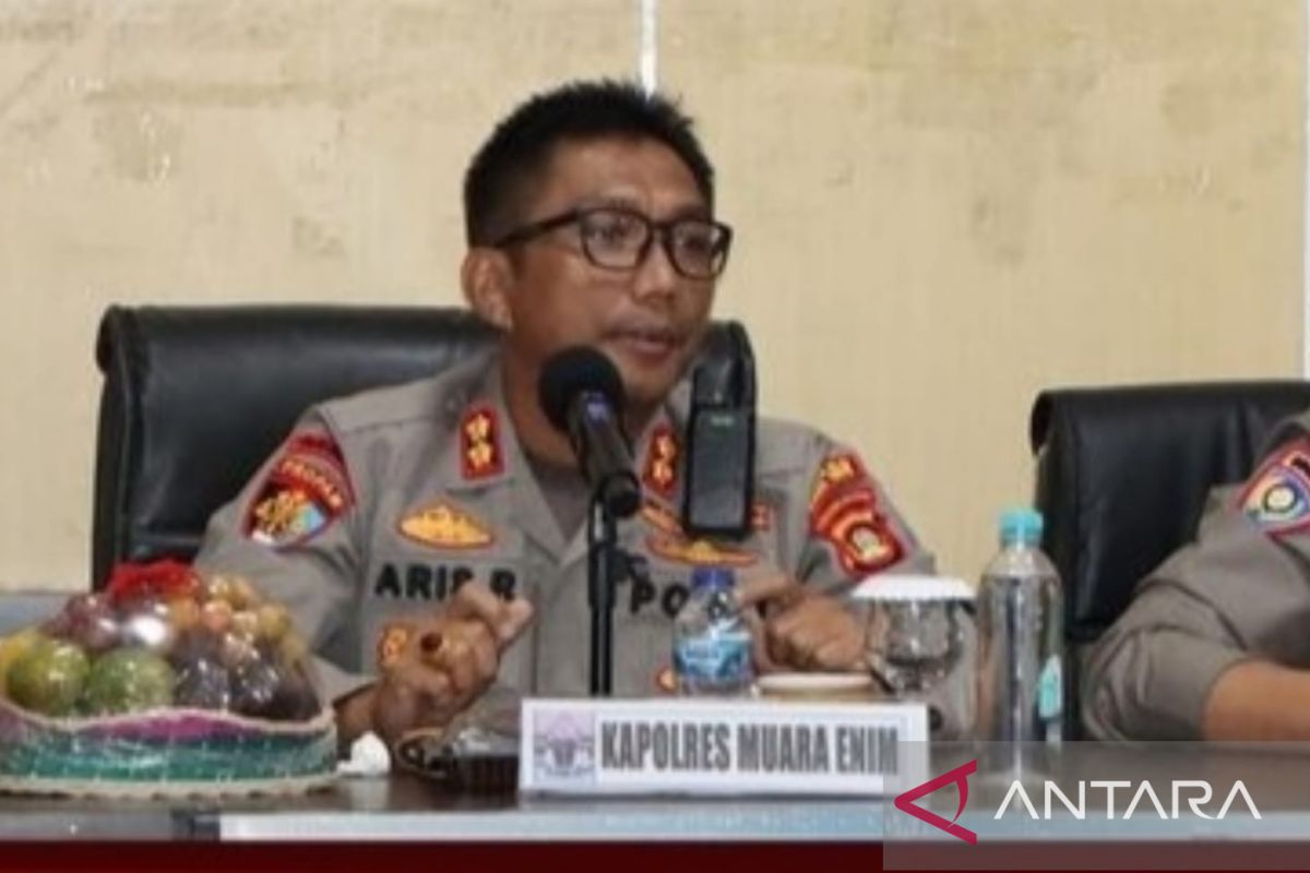 Kapolri memutasi Kapolres Muara Enim