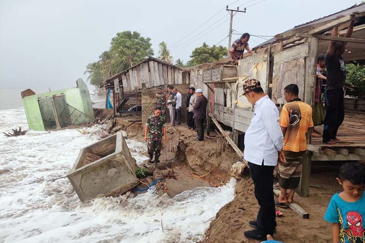 26 rumah di Aceh Utara rusak berat akibat abrasi