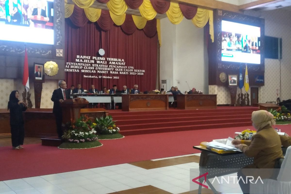 Sidang Pleno Terbuka MWA tiga calon Rektor UNS