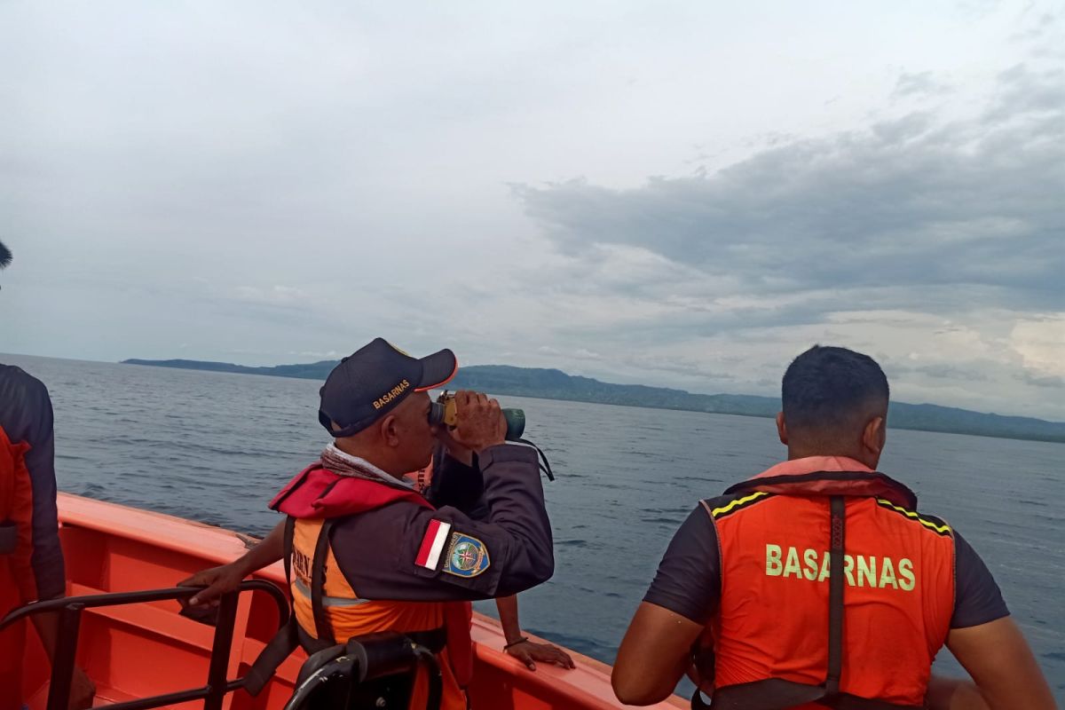 Basarnas Kupang menemukan lagi satu korban kapal terbakar di NTT