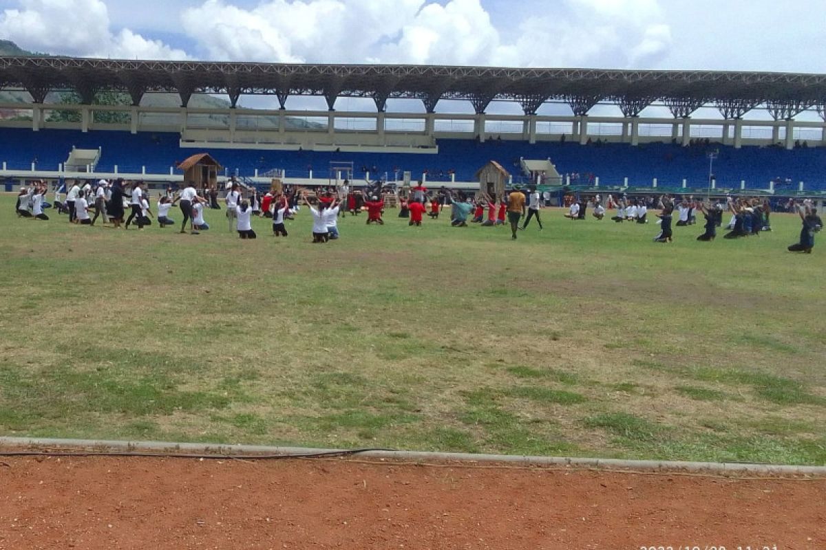 Penutupan KMAN VI dimeriahkan tarian dari seluruh nusantara